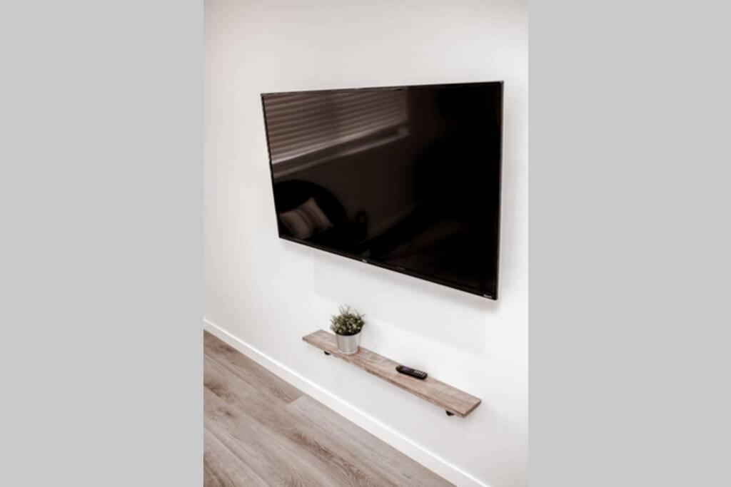 Newly Renovated Apartment Columbus Luaran gambar