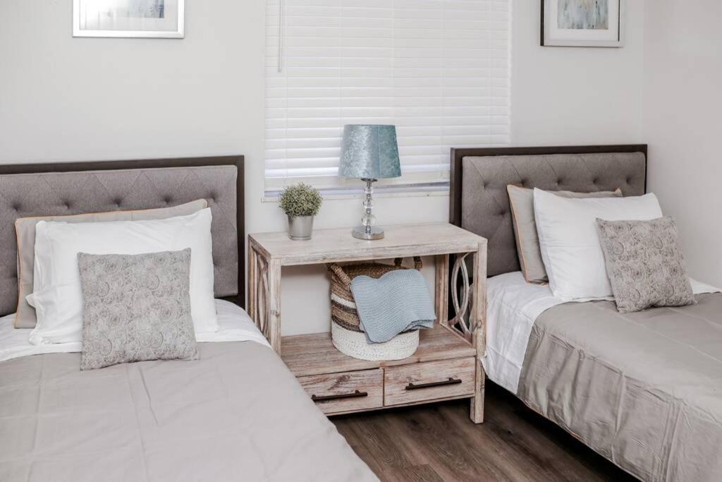 Newly Renovated Apartment Columbus Luaran gambar